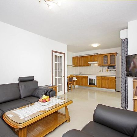 Apartmani Cezar Makarska Extérieur photo