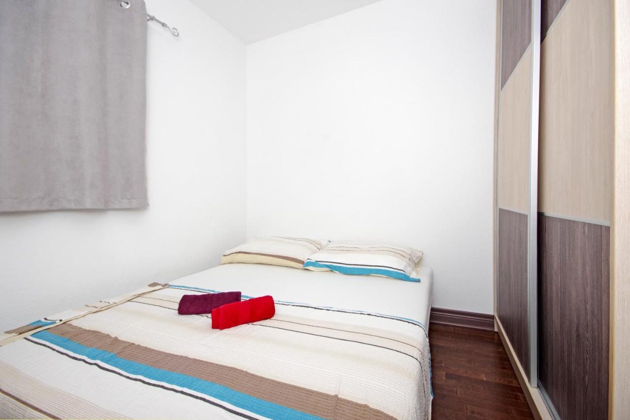 Apartmani Cezar Makarska Extérieur photo