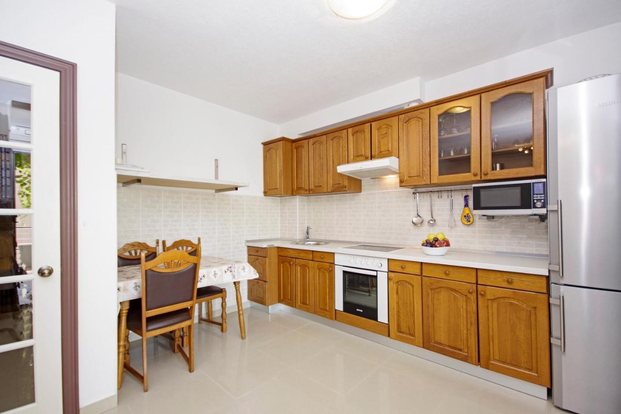 Apartmani Cezar Makarska Extérieur photo
