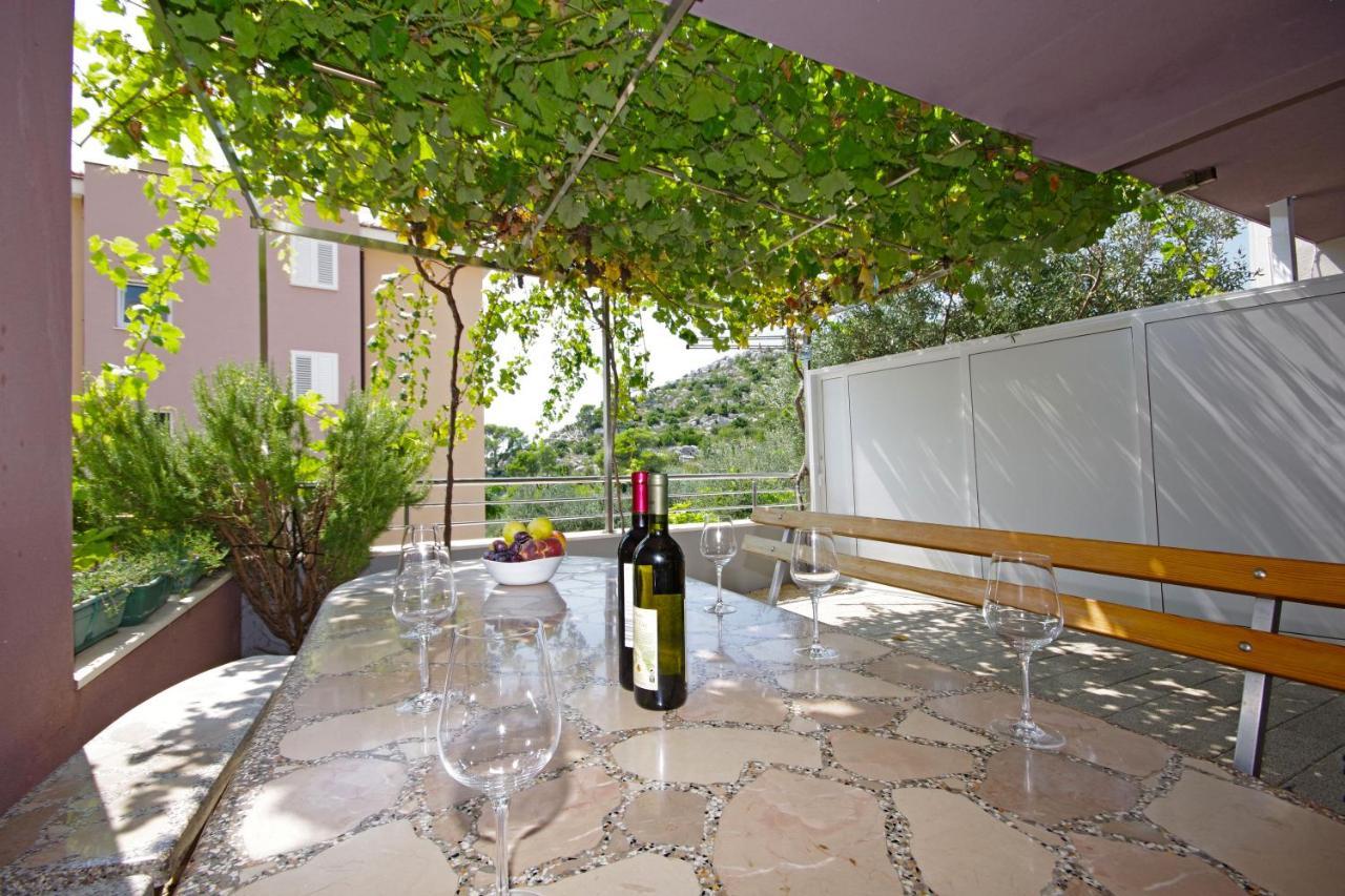Apartmani Cezar Makarska Extérieur photo